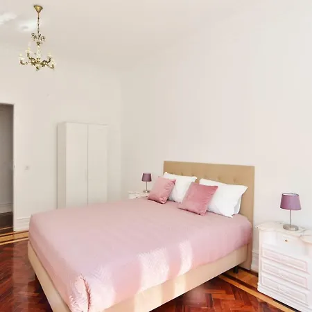 ゲストハウス Avenida