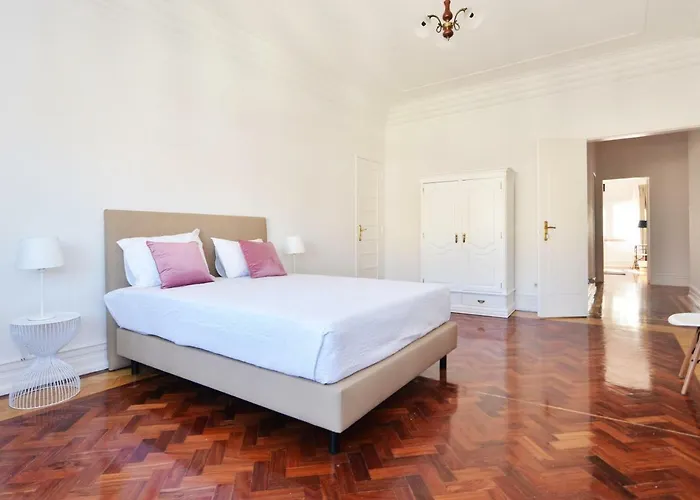 Πανσιόν Avenida